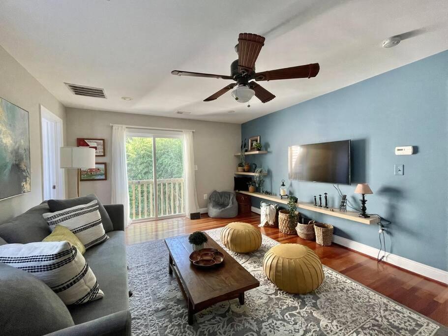 Brand New, Cozy, Modern, One-Bedroom Apartment Falls Church Dış mekan fotoğraf