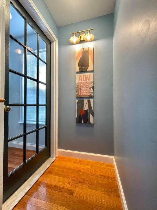 Brand New, Cozy, Modern, One-Bedroom Apartment Falls Church Dış mekan fotoğraf